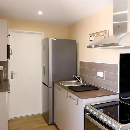 Cottage בקתה Cagnac-les-Mines